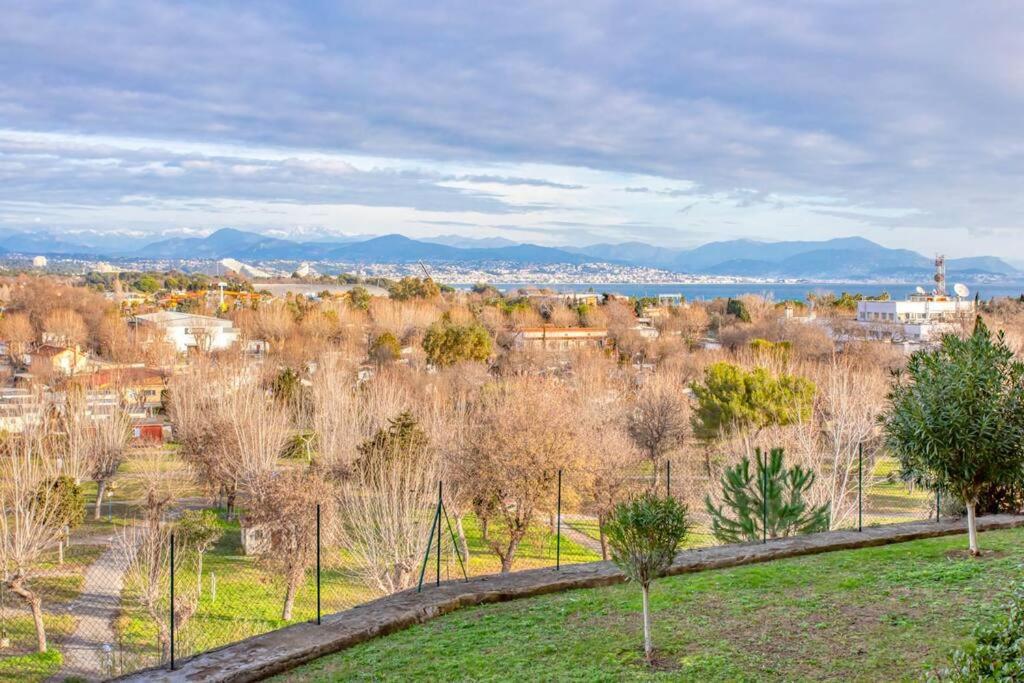 A7- 2 Bdr Sea & Mountain View - Ac, Parking, Pool & Terrace Apartment Антиб Екстериор снимка